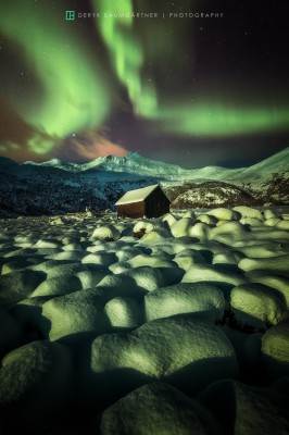 House of the rising aurora