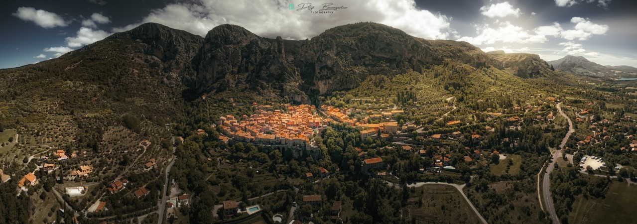 village moustiers sainte marie
