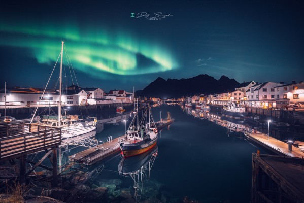 Henningsvaer Port